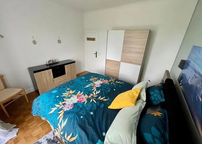 Maison Avec Terrasse Surplombant La Vallee *