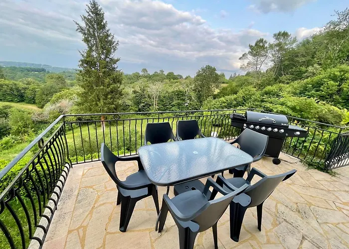 Maison Avec Terrasse Surplombant La Vallee Prázdninový dům *
